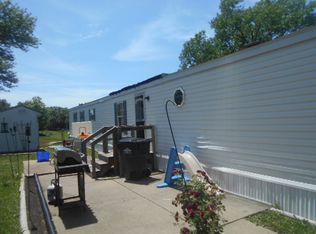 4109 SE Ridgeview Ter, Topeka, KS 66609