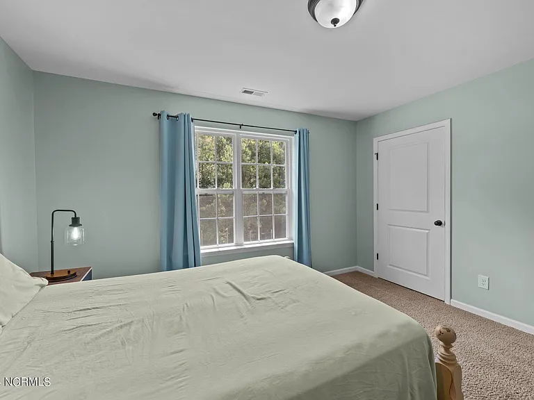 411 Palisades Way — Photo 30