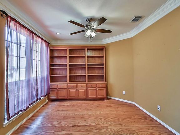 4th image of 2407 Beacon Pointe