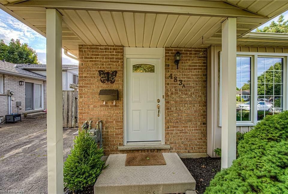 1st image of 483 Kingscourt Dr #A