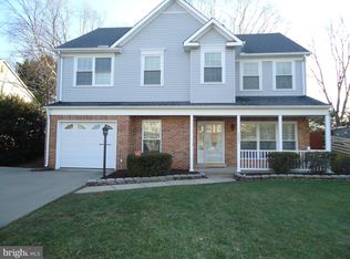 6095 Oaklawn Ln, Woodbridge, VA 22193