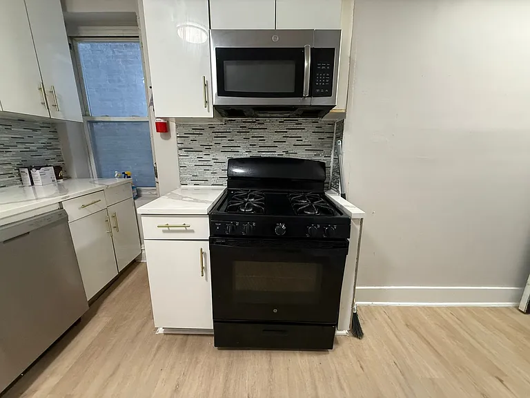 5304 Palisade Ave #342E — Photo 3
