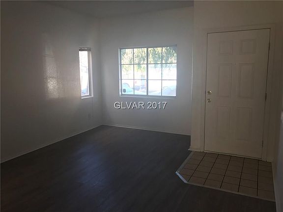 4th image of 7565 Redwood Point St