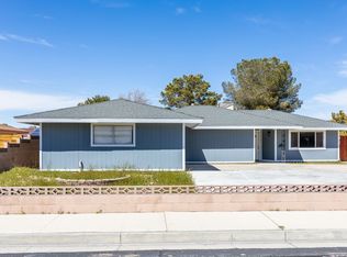 612 W Las Flores Ave, Ridgecrest, CA 93555