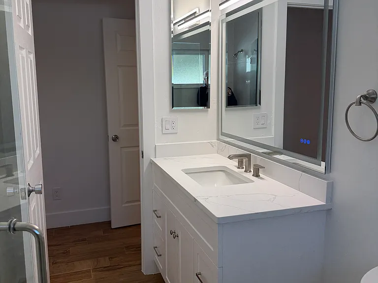 4509 SW Santa Barbara Pl — Photo 10