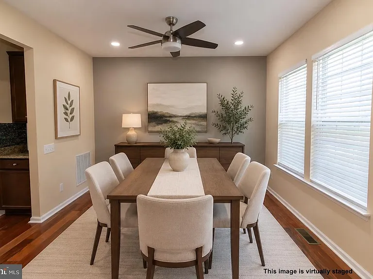 823 S Haines Cir — Photo 8