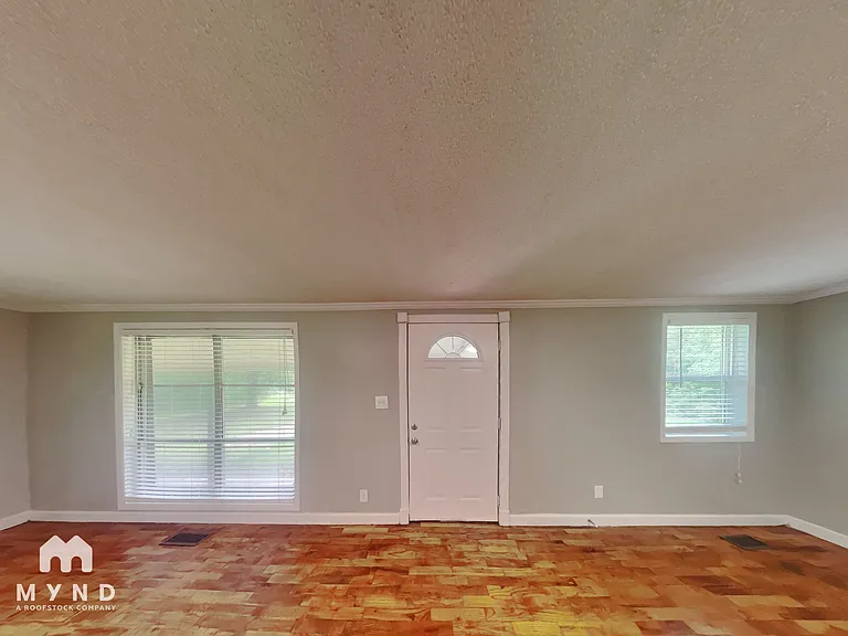 997 Kerr Rd — Photo 10