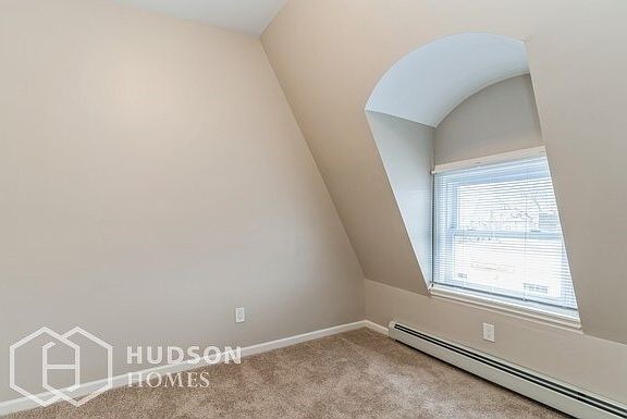 5th image of 111 Park Ave APT 3