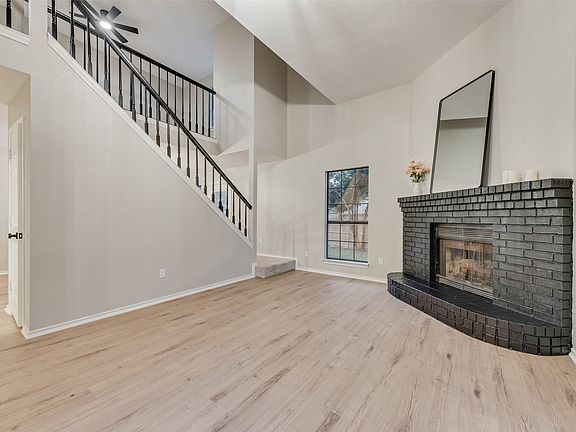 3rd image of 4672 Birchbend Ln