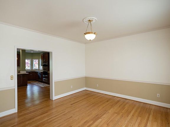 5th image of 24233 Clematis Dr