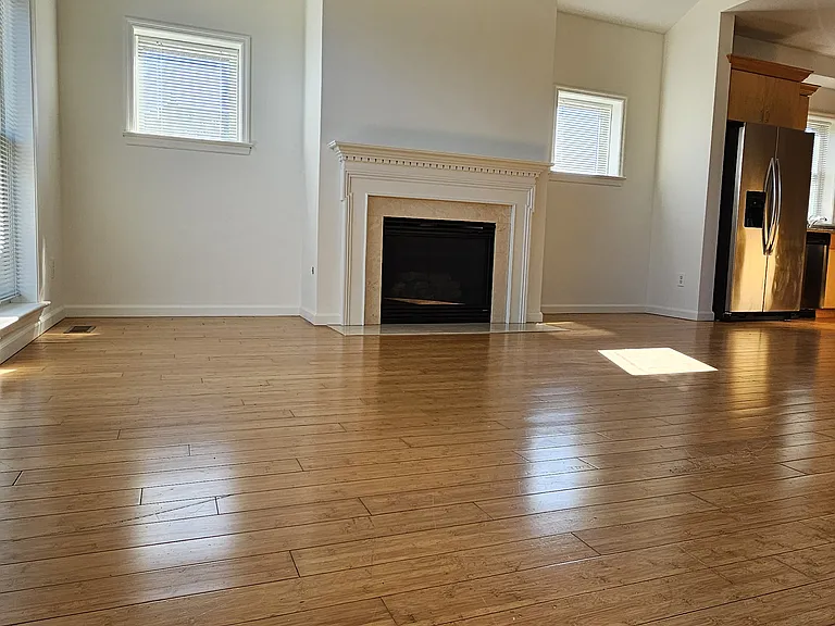 Helix Realty- The Original SOHO LOFTS — Photo 58