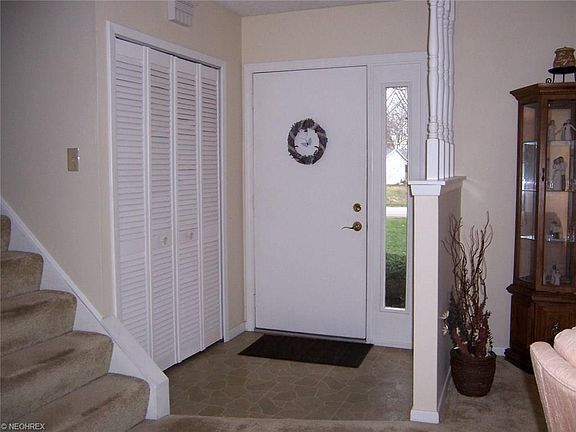 3rd image of 2225 Saint James St