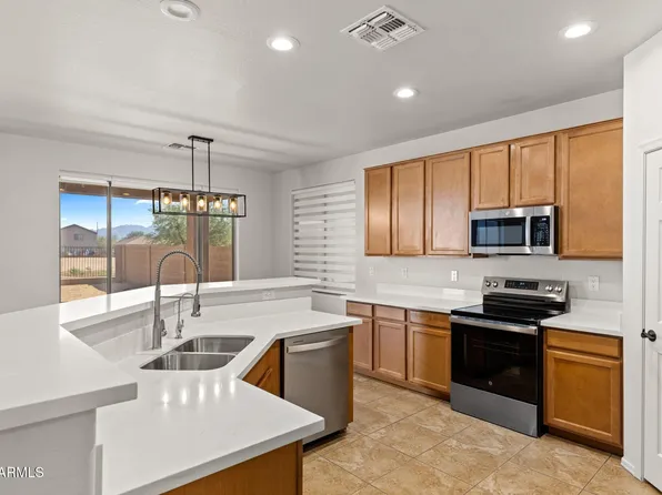 5617 W CARSON Road, Laveen, AZ 85339
