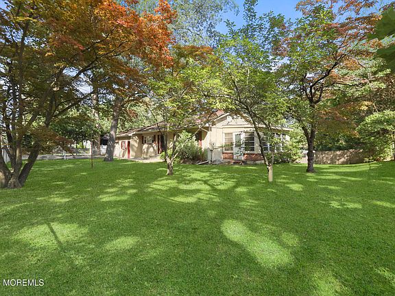 4th image of 313 Miller Road