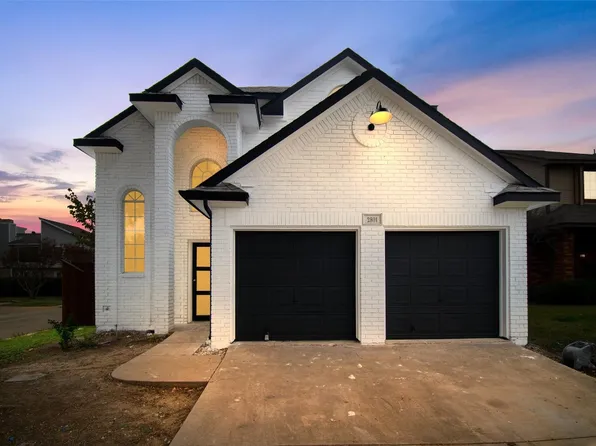 2801 Country Villa Cir, Carrollton, TX 75006