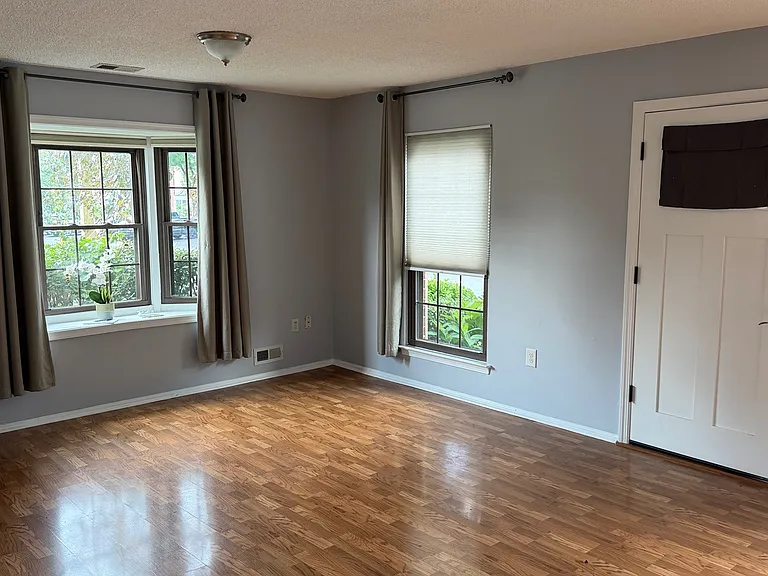 79 Oneill Ct — Photo 18