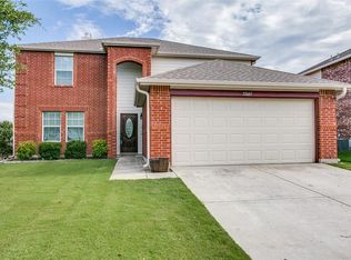 12601 Kingsgate Dr, Rhome, TX 76078