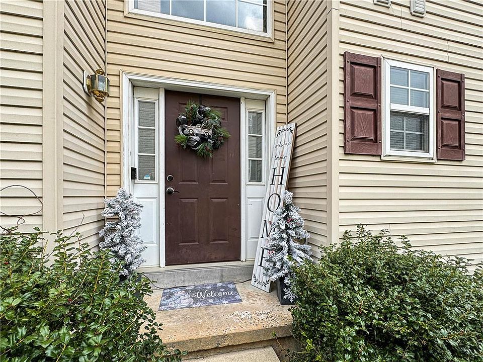 6818 Hunt Dr, Macungie, PA 18062 | Zillow