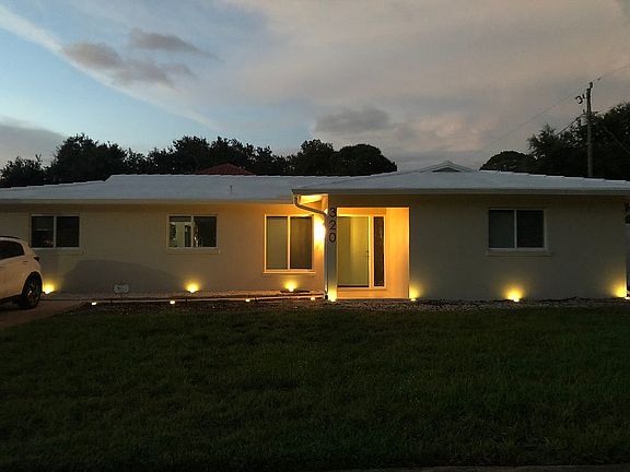 3rd image of 320 San Marco Dr