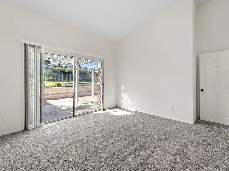 2394A Greenbriar Dr — Photo 21