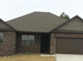35 Ashcraft Ct, Paragould, AR 72450
