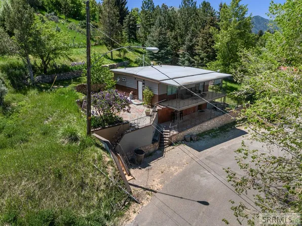191 E Booth St, Lava Hot Springs, ID 83246