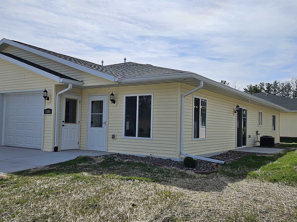 1st image of 1161 Maple St
