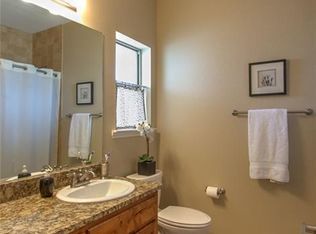 540 River Run APT 202, New Braunfels, TX 78132