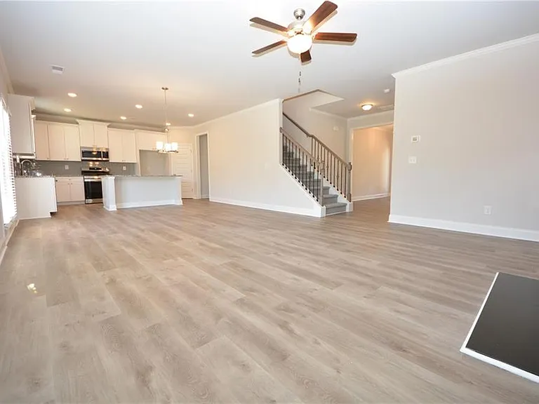 232 Hellen Valley Dr — Photo 15
