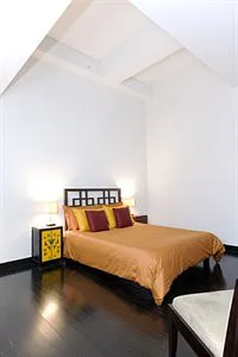 Rented by Douglas Elliman | media 29