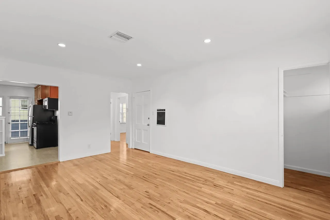 1 bed, 1.0 bath, $2,795 — Photo 3