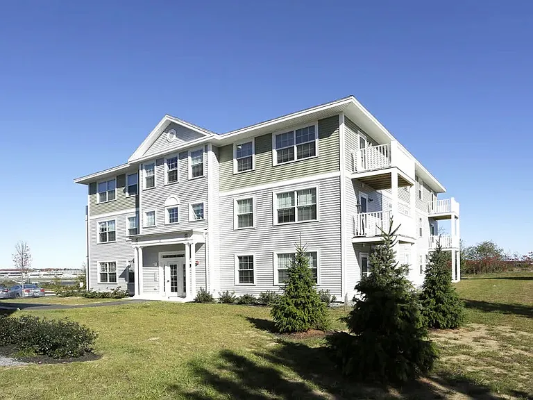 Riverbrook — Photo 1