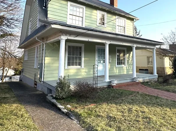 226 S Rosemont Ave, Martinsburg, WV 25401