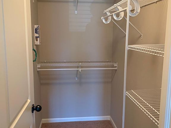 3rd image of 3674 White Pine Way