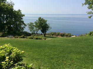 7 Convent Dr, Sound Beach, NY 11789