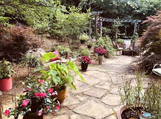 4115 Hillcrest View Ct, Suwanee, GA 30024