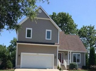 4301 NE Blue Jay Cir, Lees Summit, MO 64064