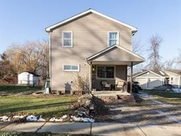 652 Alameda Ave, Sheffield Lake, OH 44054