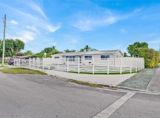 5281 SW 104th Ave, Miami, FL 33165