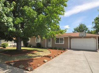 509 James St, Talent, OR 97540