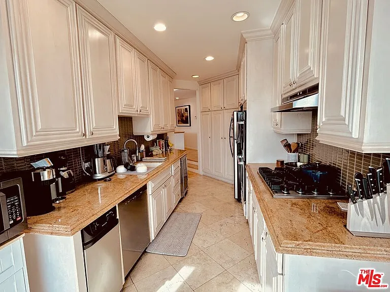 750 S Bundy Dr #203 — Photo 11