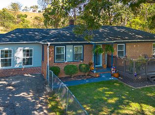 893 Wert Faulkner Hwy, Natural Bridge Station, VA 24579