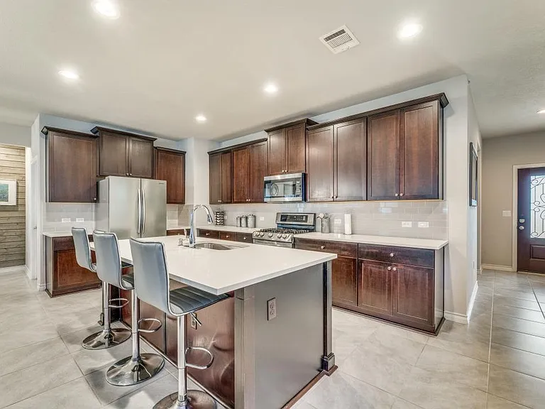 5921 Lehman Way — Photo 11