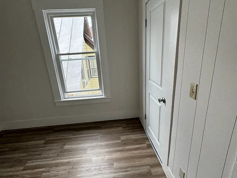 20 Mechanic St #4 — Photo 9