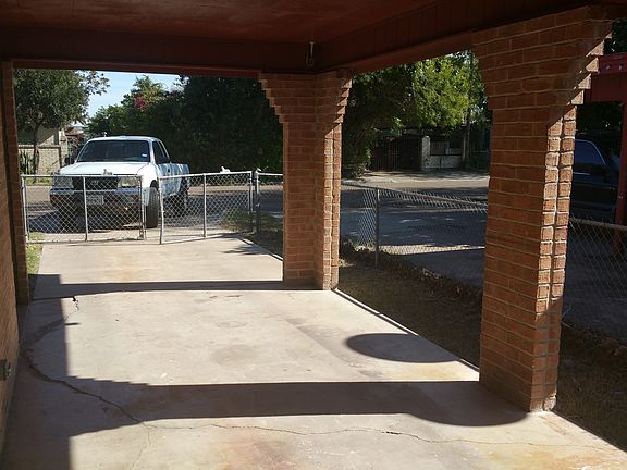 4th image of 1023 N 5th Ave