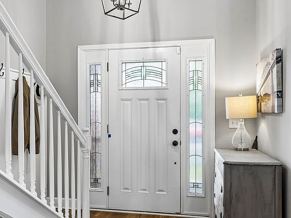 4th image of 7529 Watervale Dr