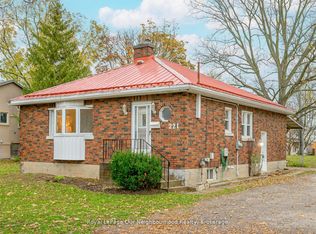 221 Liberty St N, Clarington, ON L1C 2M6