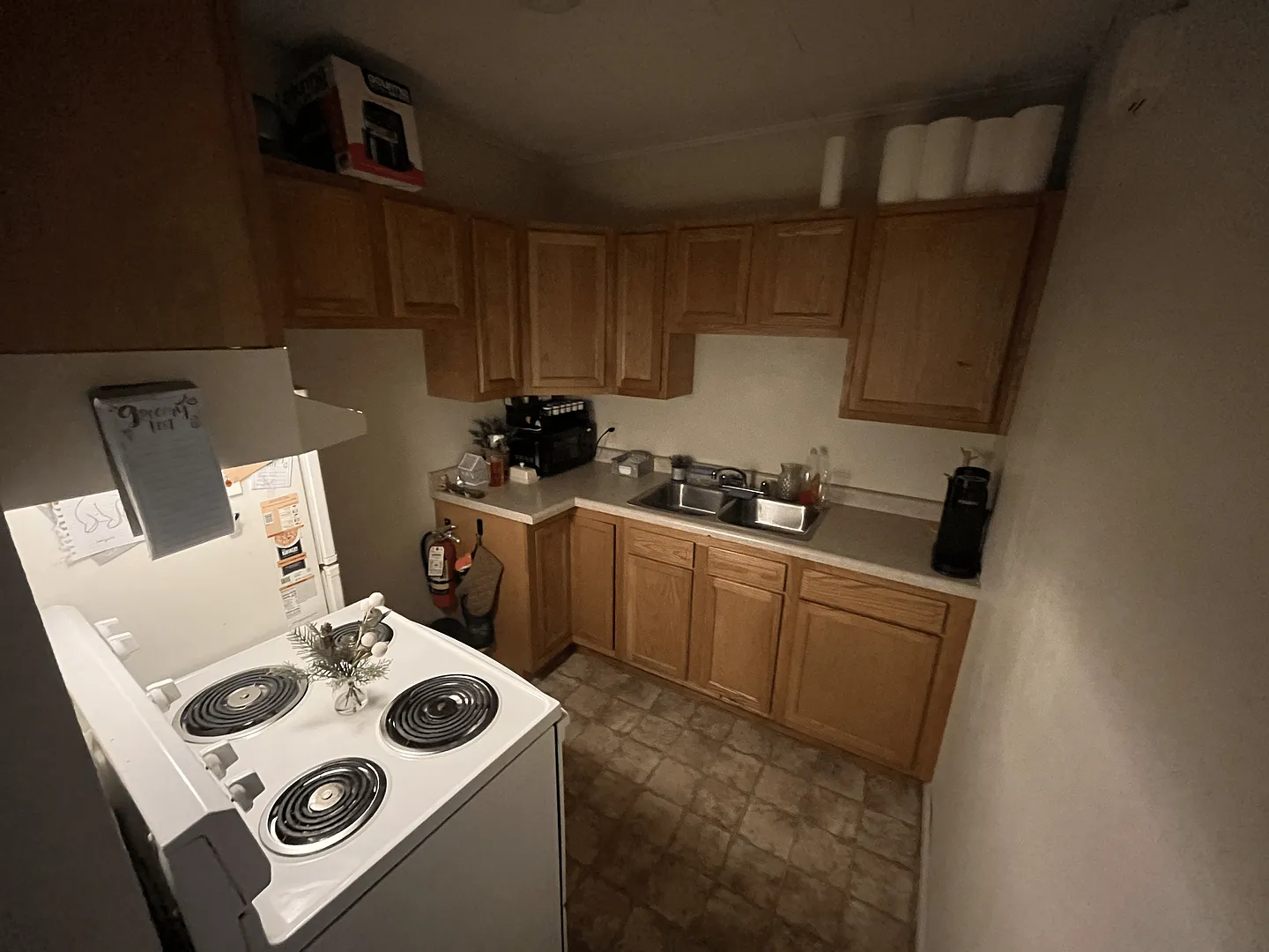 113 W. Grand Ave — Photo 3