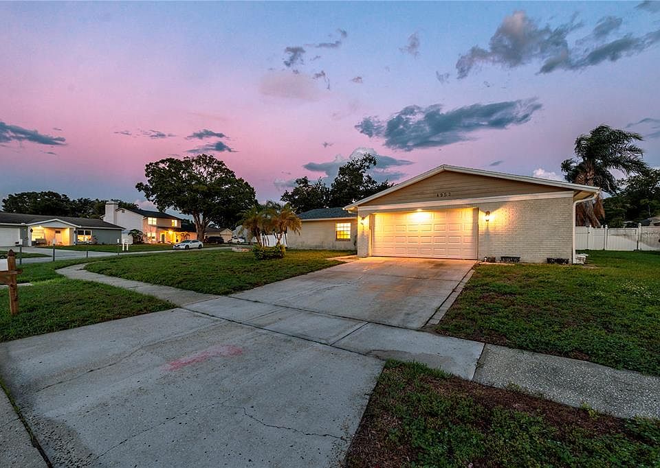1st image of 4953 PENNSBURY DRIVE