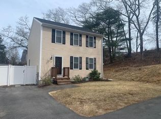 8 Braley Ln, Plymouth, MA 02360